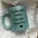 CANECA COM GLITTER PERSONALIZADA